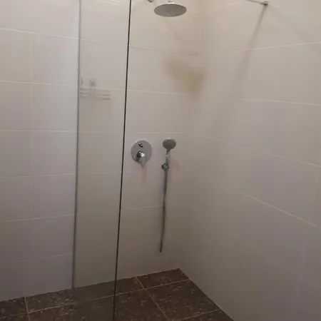 Lutsdorf Apartamento